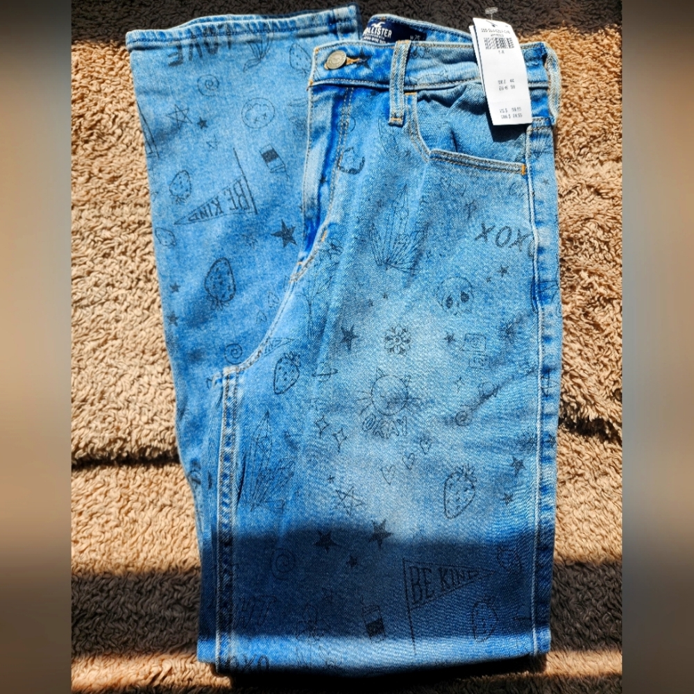 NWT Ultra High Rise Hollister Dad Jean Size 1R